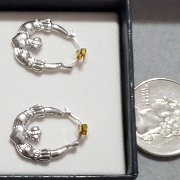 14K White Gold Earrings - Picture 2 of 9